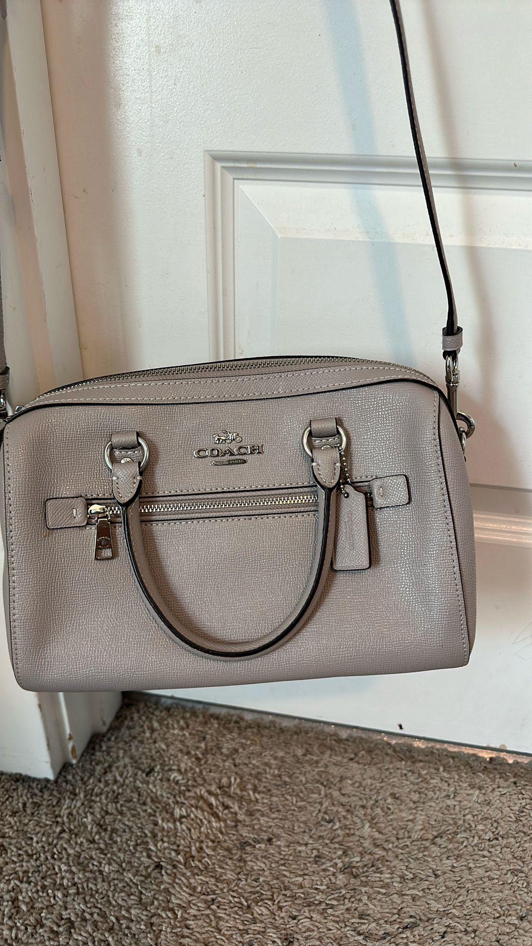 Coach Rowan Grey Purse With Strap