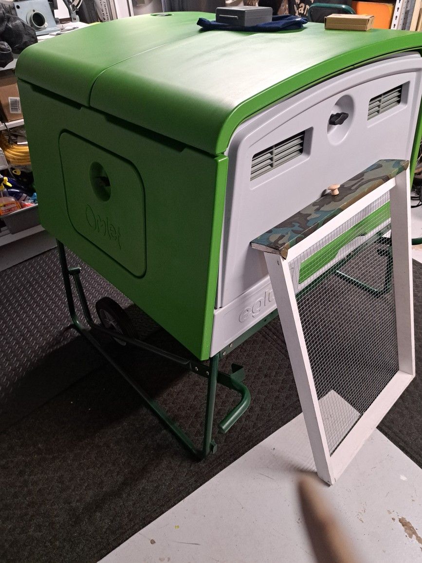 Omlet Chicken Coop