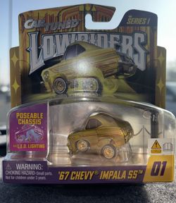  CarTuned Chevy Impala Lowriders Toy Diecast 