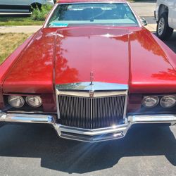1972 Lincoln Mark IV 