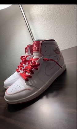 Air Jordan 1 Mid "White Gym Red"
