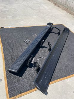 SIDE STEPS BRONCO