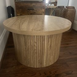 Beautiful Like New Coffee Table