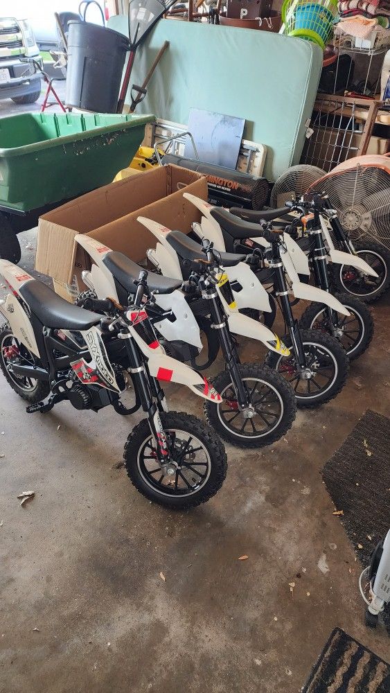 2025 50cc 2 Stroke Dirt Bikes - Brand New