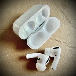 Apple AirPod Pros