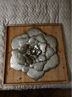 Wall frame decor