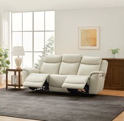 Gilman Creek Furniture Sanders Leather Power Reclining Sofa with Power Headrests. New