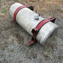 Semi Fuel Tank With Straps $300 Each 