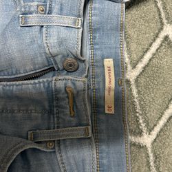 Levi’s 311 Shaping Skinny Size 30