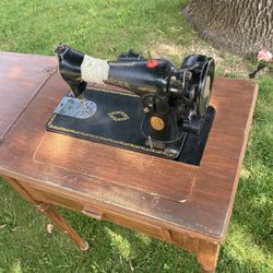 1939 singer Sewing Machine
