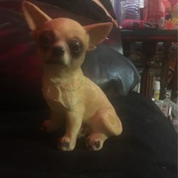Chihuahua dog statue