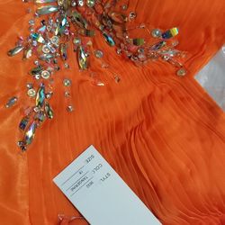 new with tags party/prom dress 