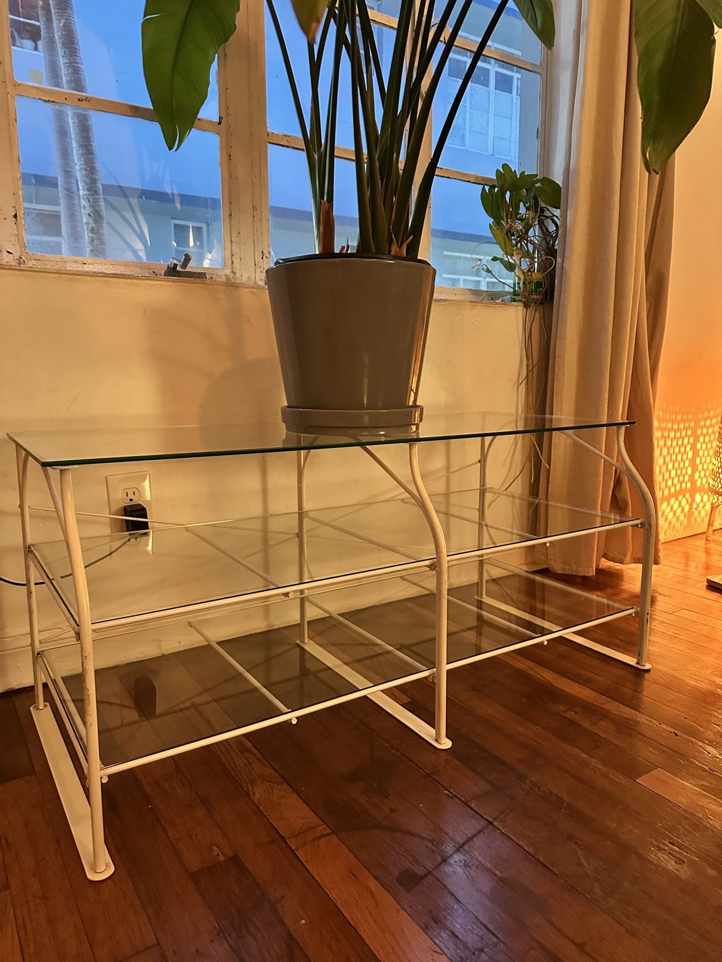 Cute Art Deco Glass Shelving Unit