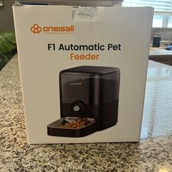 Automatic Pet Feeder With Touchscreen