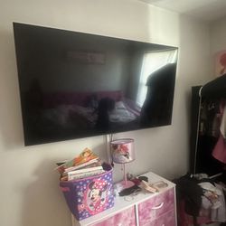Samsung Tv 55 Inch Tv With Wall Mount 