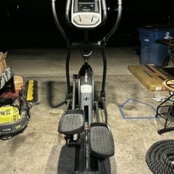 NordicTrack Elliptical - Excellent Condition - Smooth & Quiet
