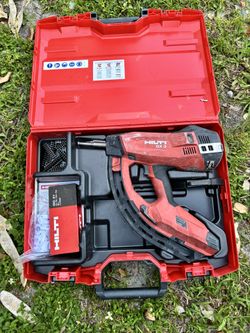 Hilti - Nailgun
