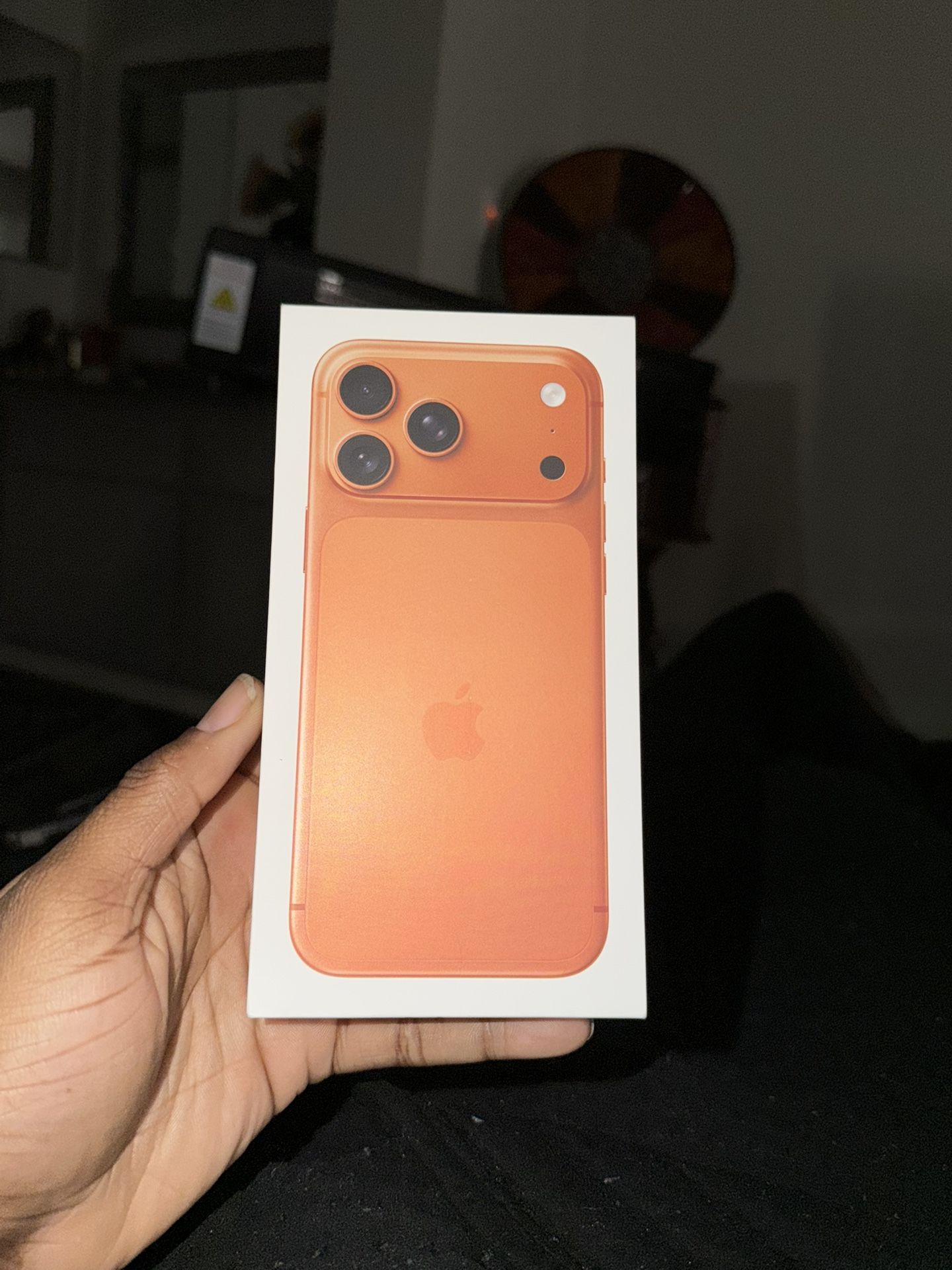 iPhone 17 Prod Max 256 At&T