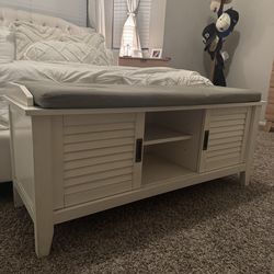 End Of Bed Bench/Storage Bench