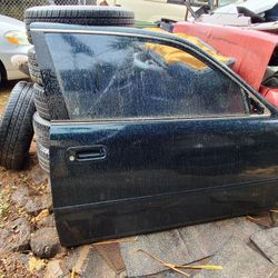 94 Toyota Camry right side door.              parts