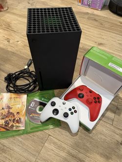 Xbox Series X 1TB - like new (Aug 2025, receipt) + 2 controllers + Indiana Jones