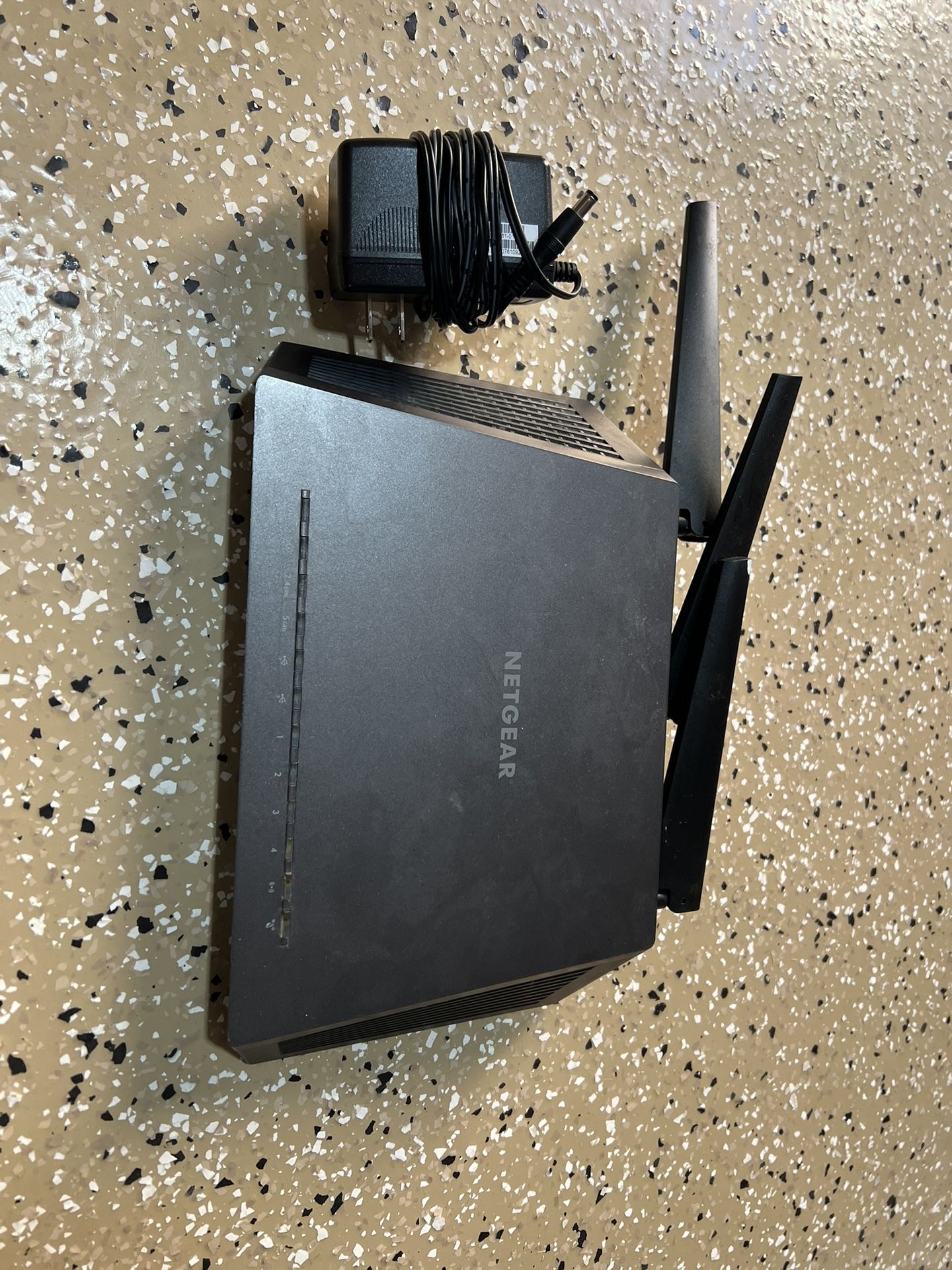 Netgear Nighthawk AC2300 Gigabit Router