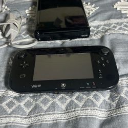 Wii U Console With Mario Kart 8 and Super Mario 3D World!!