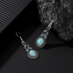 New Faux Turquoise Pendant Drop Earrings 