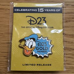 DISNEY D23 15th Gold Member Exclusive Donald Duck 90th Anniversary Pin