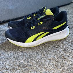 Reebok Sports Shoes SIZE 9.5