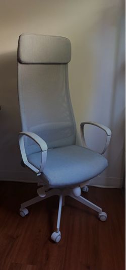 IKEA MARKUS Office Chair - Ergonomic High Back Mesh (Light Gray)