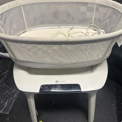 4MOMS BASSINET 