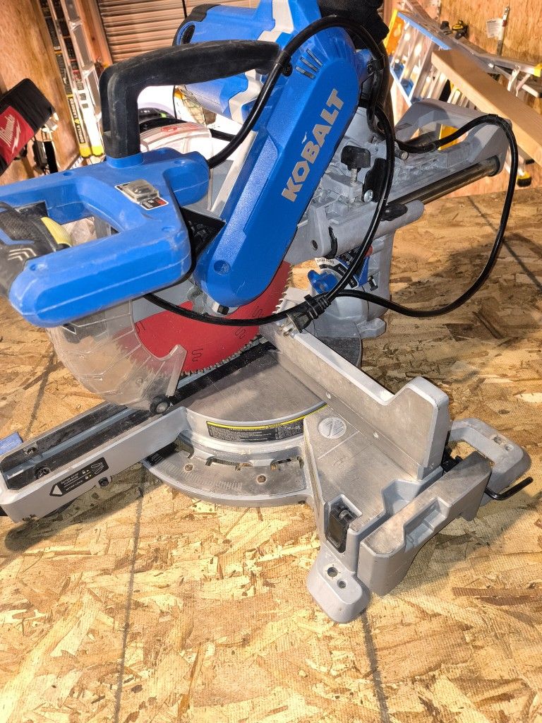 Kobalt 10inch Compact Sliding Duel Bevel Miter Saw