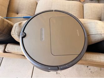 Xiowa robot vacuum