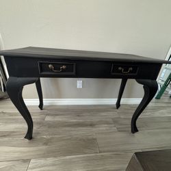 Entry Table/Desk