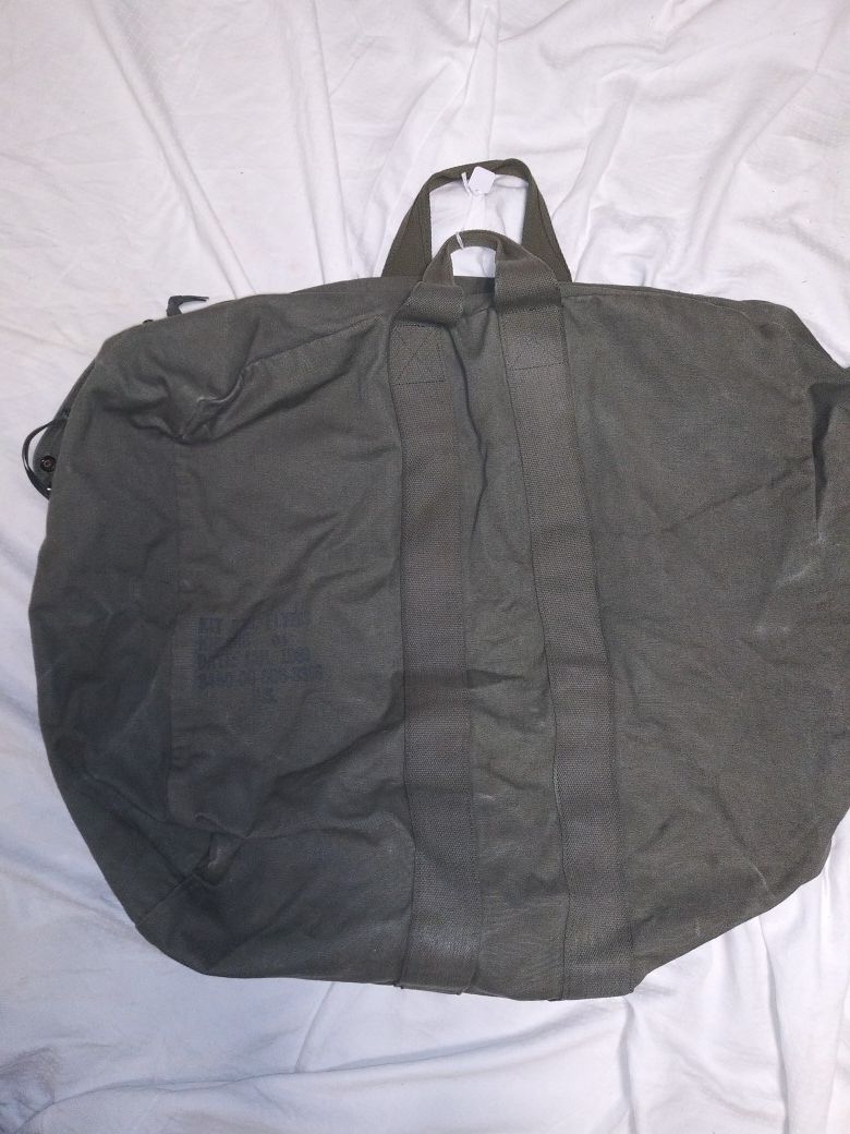 Large tactical duffle bag