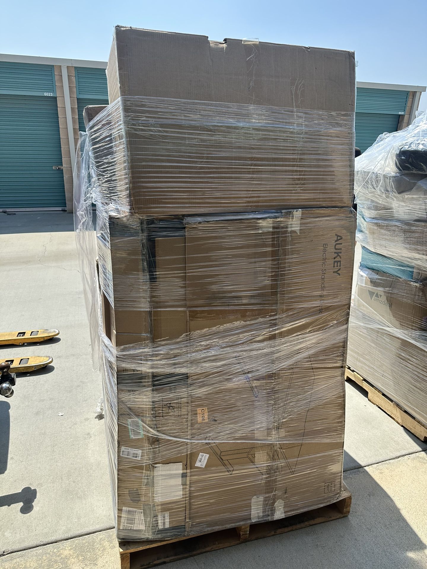 Amazon Liquidation Pallets