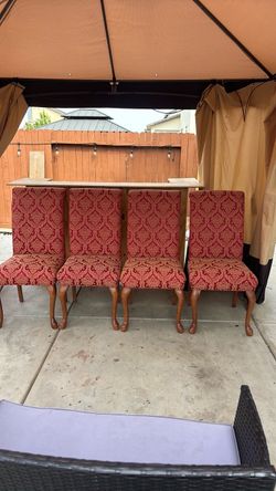 4 Classic Chairs