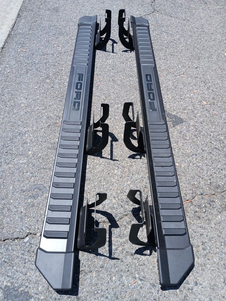 2024 Ford F250 Side Steps