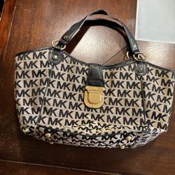 Michael Kors Purse 