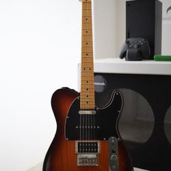 Fender Modern Player Telecaster Plus - Honey Burst w/ Maple Fingerboard