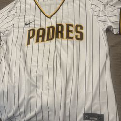 Women’s Large Padres Jersey 