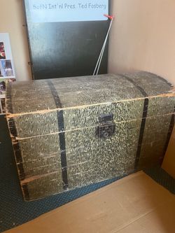 Vintage trunk