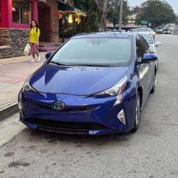 2016 Toyota Prius Three Touring Hatchback 4D