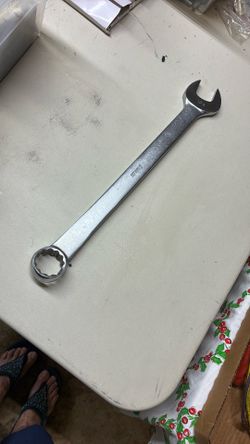 Snap-on 13/8 Pecan-44 Wrench