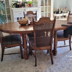 Classic Dining Table with Four Chairs
