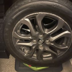 Toyota Yaris 2019 Tire Set 