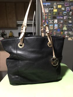 MK purse !