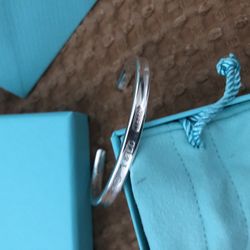 Tiffany & Co Bangle Cuff With RECEIPT! Medium Retails $550 Plus Tax 