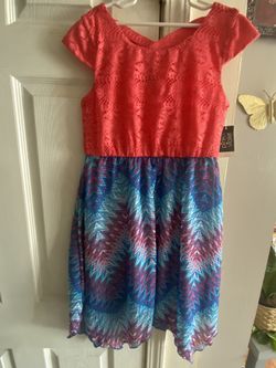 Nice Dress  Size 10-12 😊New Girl 